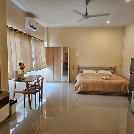 Skypearl Guesthouse & Pub Тао Екстер'єр фото