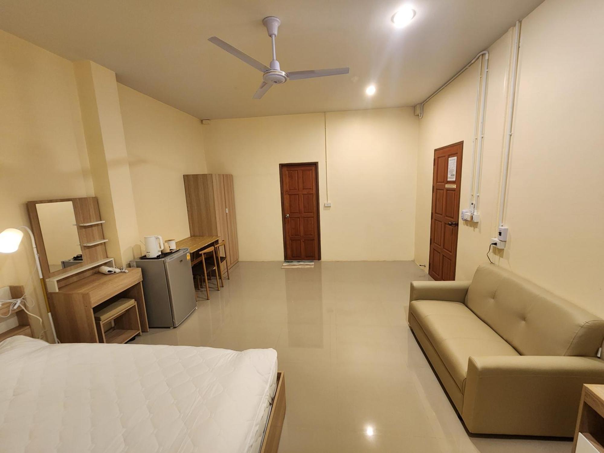 Skypearl Guesthouse & Pub Тао Екстер'єр фото